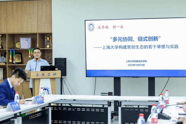 王驰老师.png