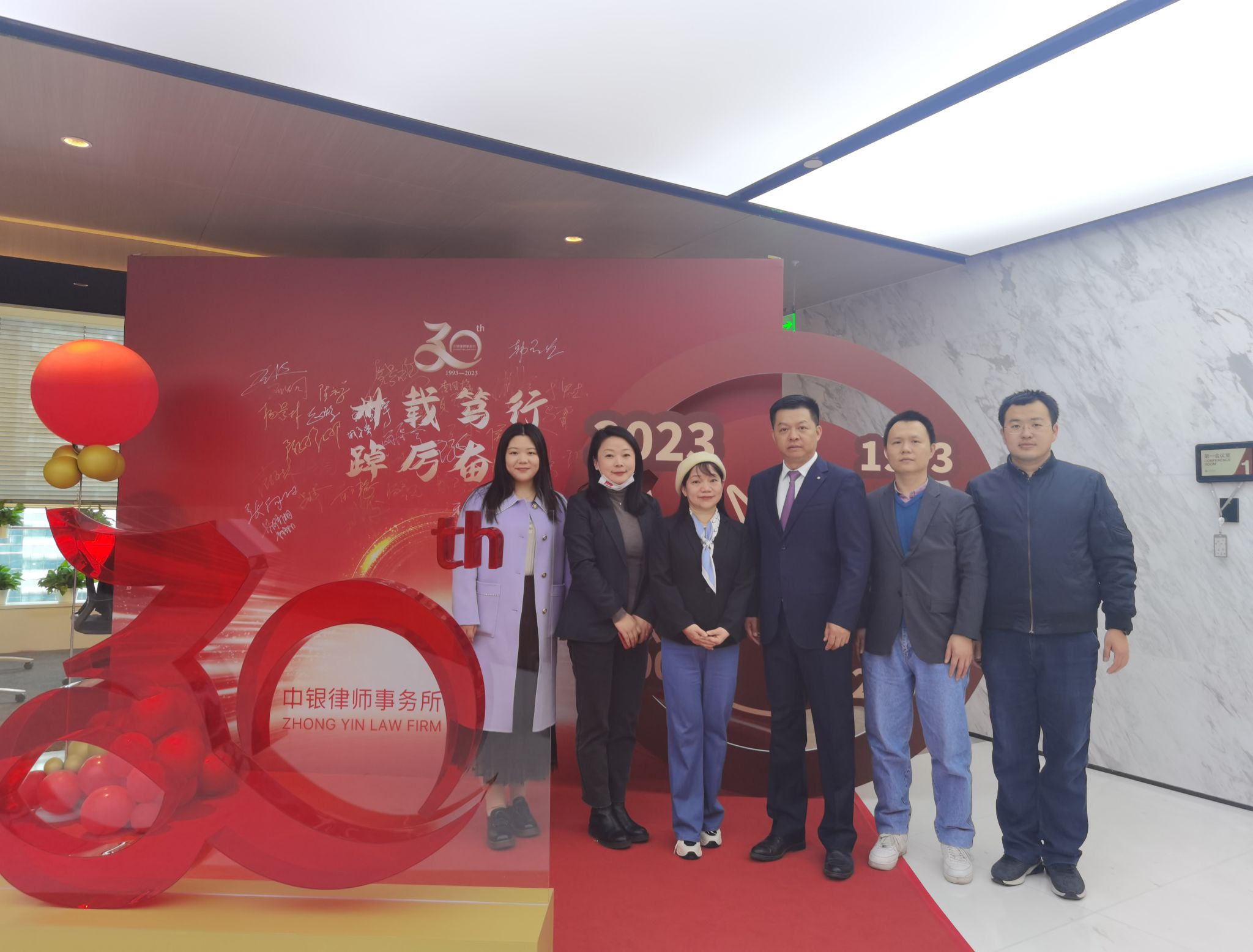 北京招宣组与北京校友会合影1.jpg
